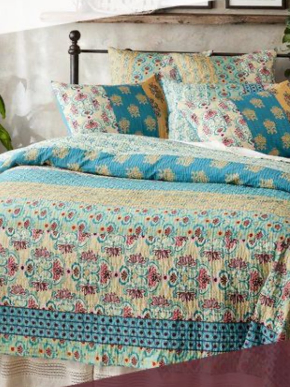 Sundance Catalog Erienne Kantha Hand Stitched Floral Medallion Print Quilt